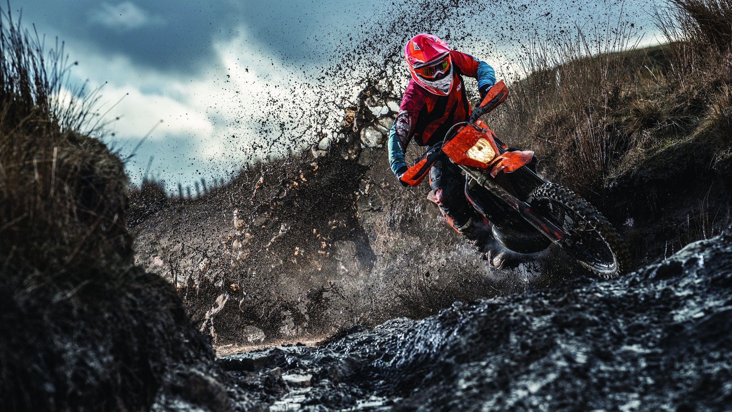 开云体育登录-澳网鏖战温网，阿尔卡拉斯如何以跨时空对决刷新纪录