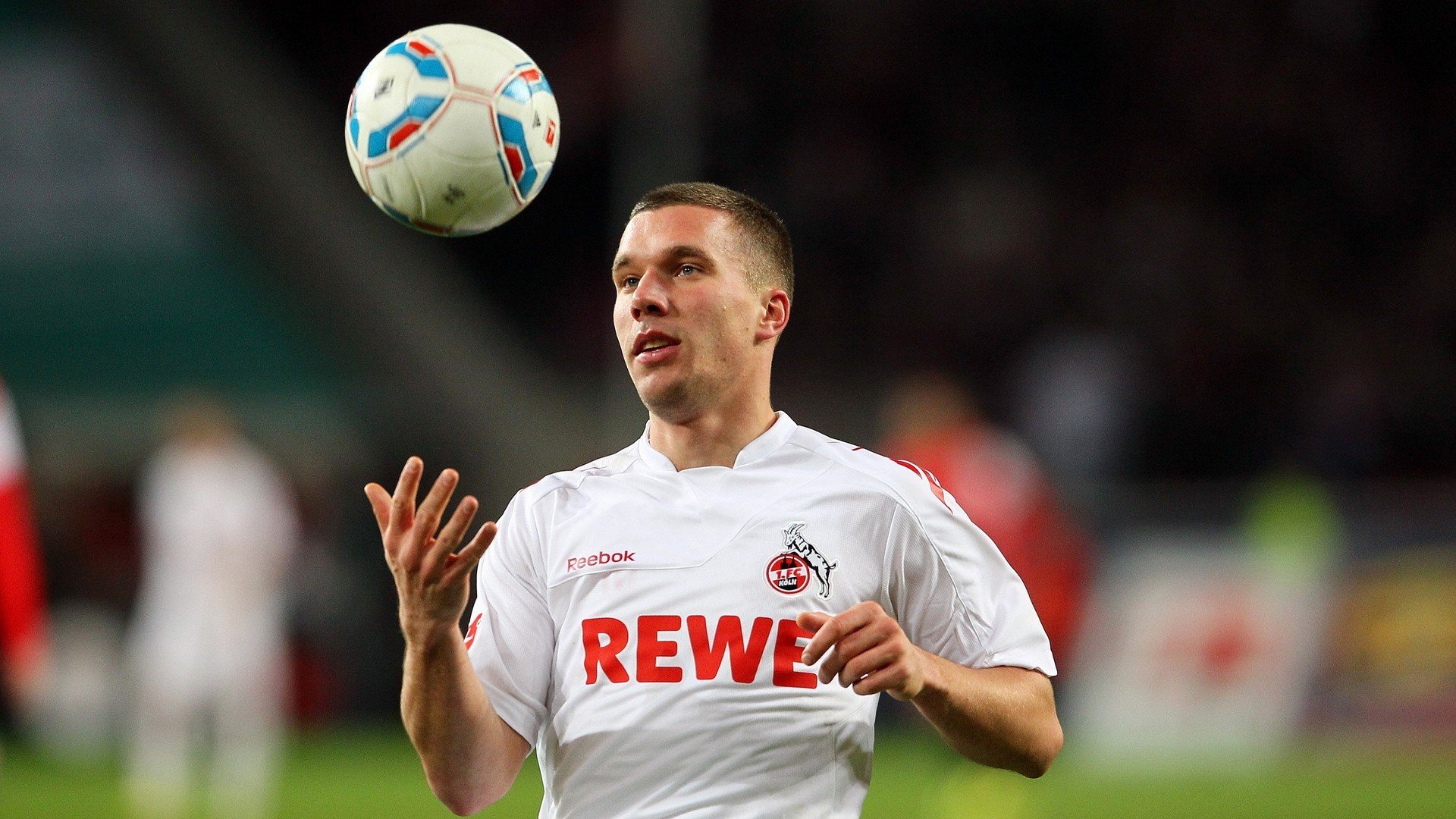 开云APP-当药厂险胜中国，哈弗茨的统治力与足球全球化下的身份迷思